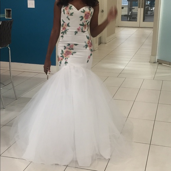 White Mori Lee Mermaid Style Prom Dress - Picture 1 of 5